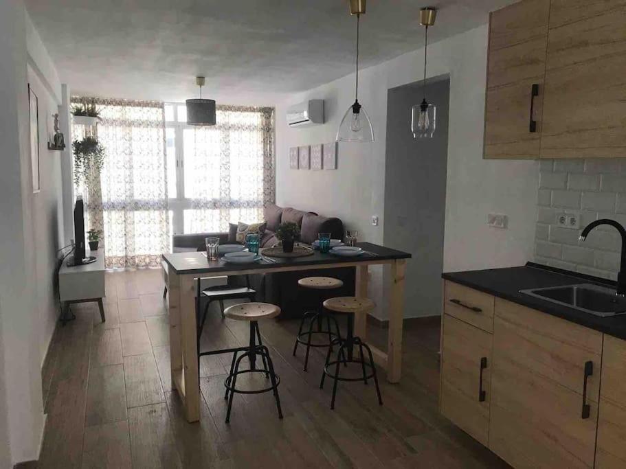 Ideal Apartamento En El Barrio De Las Delicias มาลากา ภายนอก รูปภาพ