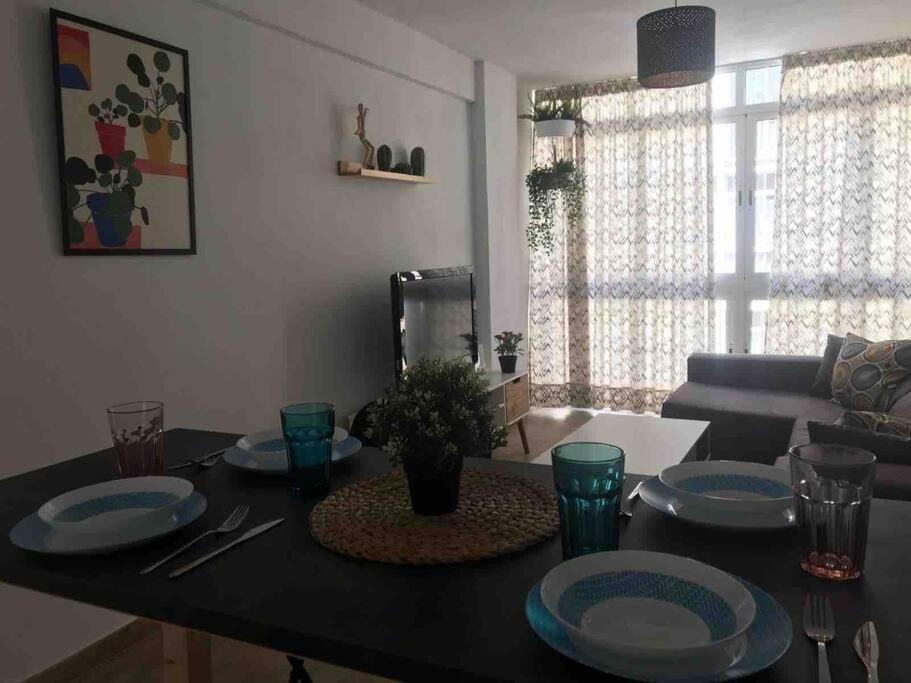 Ideal Apartamento En El Barrio De Las Delicias มาลากา ภายนอก รูปภาพ